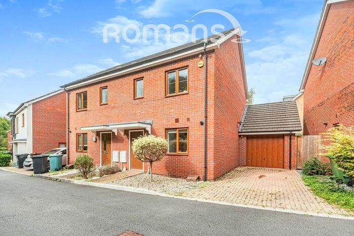 3 Bedroom Semi-Detached House To Rent In Sheepwash Court, Basingstoke, RG24