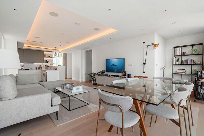 2 Bedroom Apartment For Sale In Carrara Tower, Bollinder Place, London, EC1V