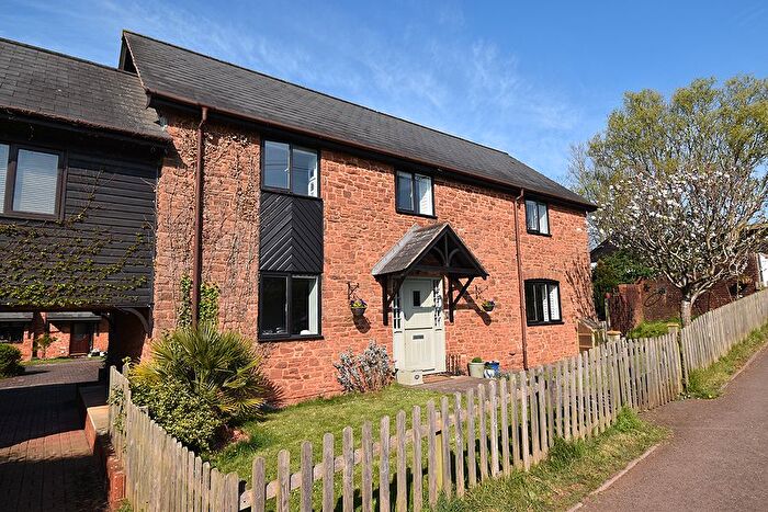 4 Bedroom Barn Conversion For Sale In Moor Lane, Poltimore, Exeter, EX4