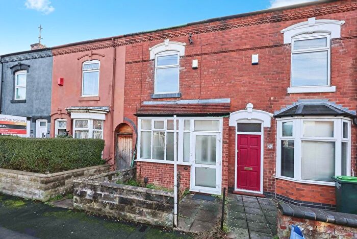 2 Bedroom Terraced House For Sale In Drayton Road, Smethwick, West Midlands, B66