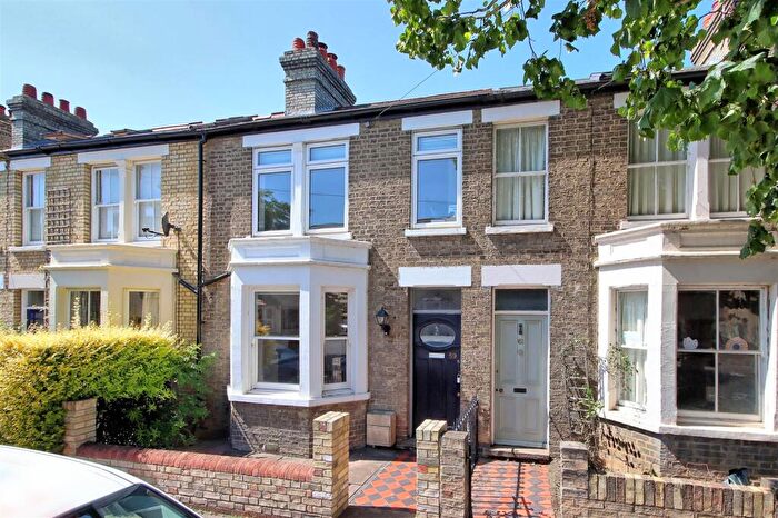 3 Bedroom Terraced House To Rent In Vinery Road, Cambridge, CB1