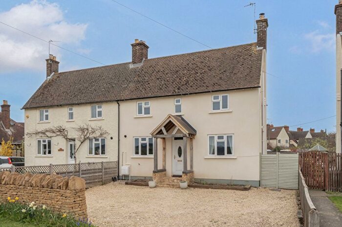 2 Bedroom Semi Detached House To Rent In Evenlode Road, Moreton-In-Marsh, GL56