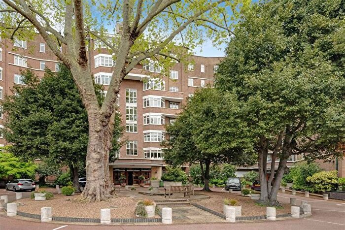 2 Bedroom Flat For Sale In Onslow Crescent, South Kensington, SW7