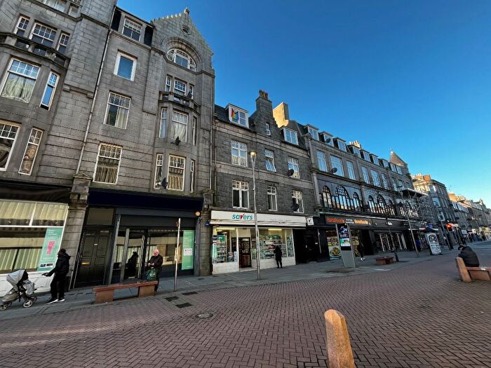 3 Bedroom Flat To Rent In George Street, City Centre, Aberdeen, AB25