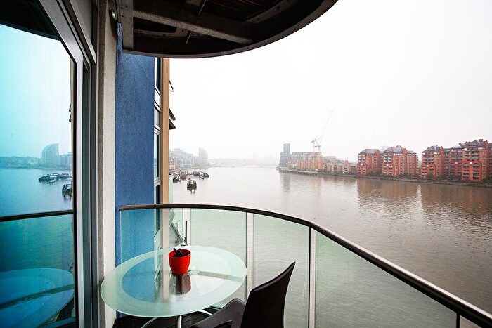 1 Bedroom Flat To Rent In Bridges Court Road, London, SW11