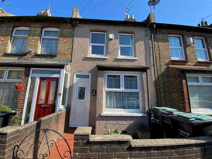 3 Bedroom Terraced House To Rent In Cecil Road, Northfleet, Gravesend, DA11