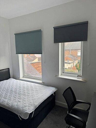 2 Bedroom Flat To Rent In Elgin Street, ST4