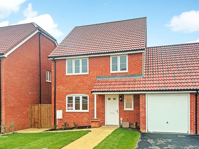 4 Bedroom Detached House For Sale In Hagger Drive, Hawkinge, Folkestone, Kent, CT18