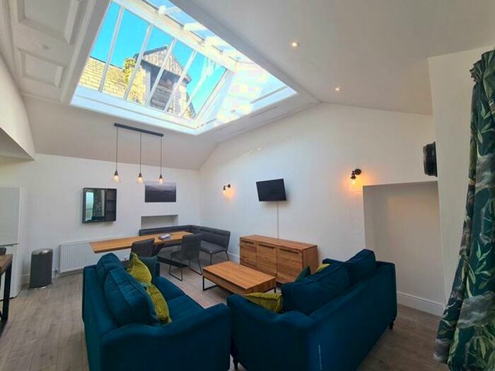 7 Bedroom Apartment To Rent In Squirrel`s Drey, A Market Street, Ulverston, LA12