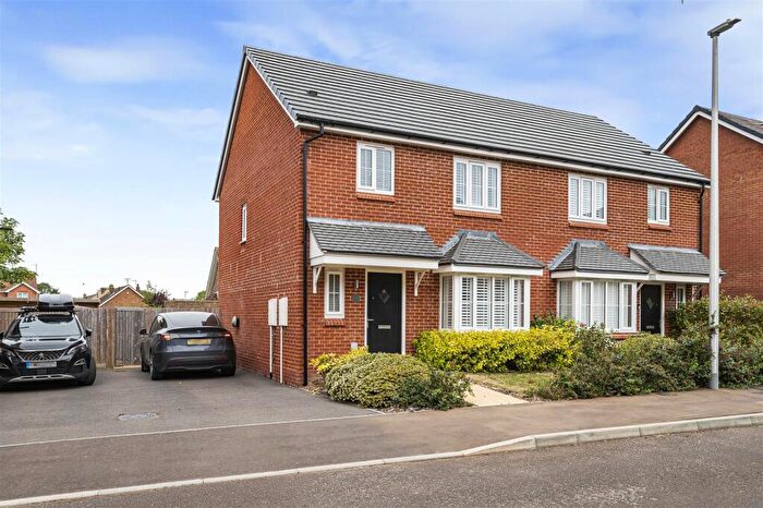 3 Bedroom Semi-Detached House For Sale In Montgomery Way, Seaford, BN25