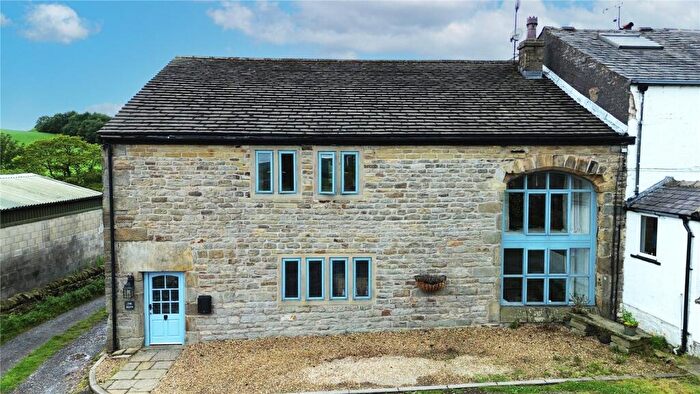 4 Bedroom Semi-Detached House For Sale In Lower House Lane, Wardle, Rochdale, Greater Manchester, OL12