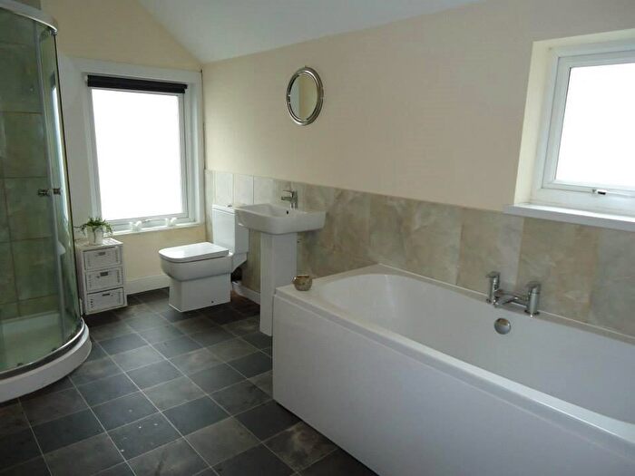 4 Bedroom House To Rent In Moy Road, Roath, Cardiff, CF24