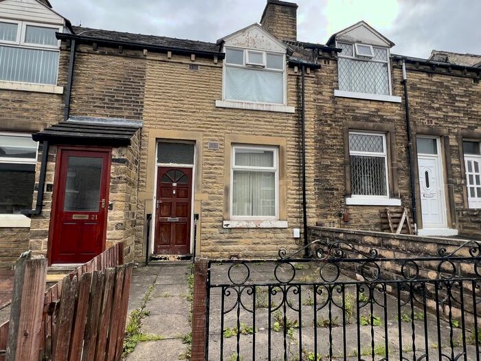 2 Bedroom Terraced House To Rent In Bleasdale Avenue, Huddersfield, West Yorkshire, HD2