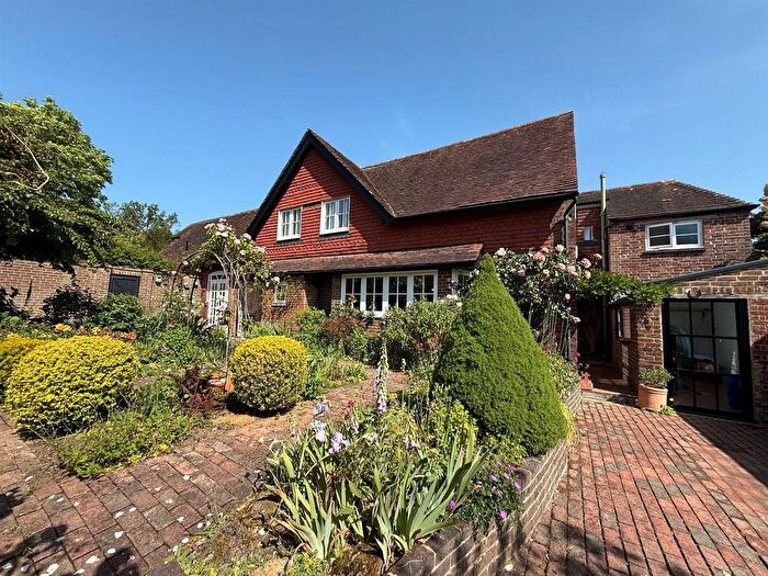 3 Bedroom Detached House For Sale In Redlands, Crockham Hill, TN8