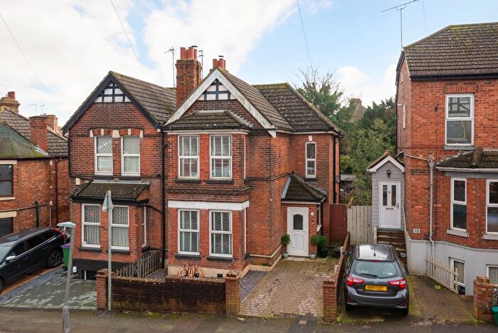 2 Bedroom Semi-Detached House For Sale In Radnor Park Road, Folkestone, CT19