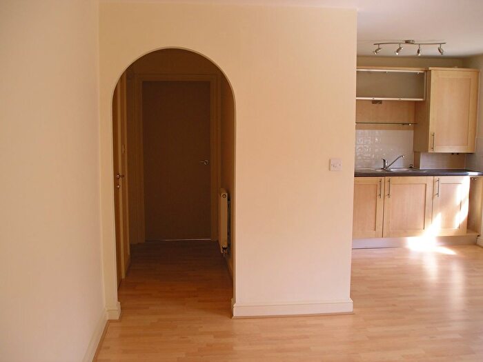 2 Bedroom Flat For Sale In Ladybank Avenue, Fulwood, Preston, PR2