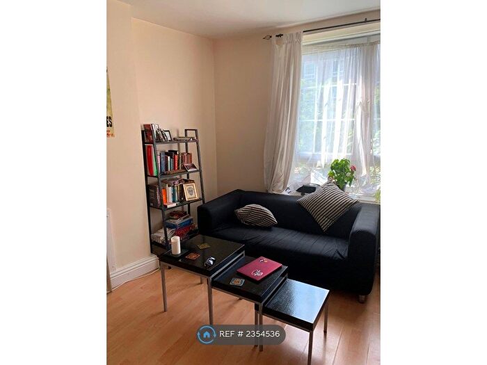 3 Bedroom Flat To Rent In London, London, SE1