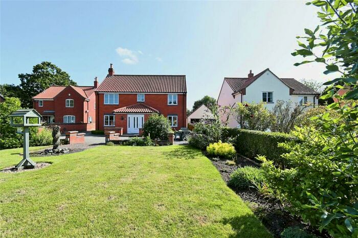 6 Bedroom Detached House For Sale In The Street, North Lopham, Diss, IP22