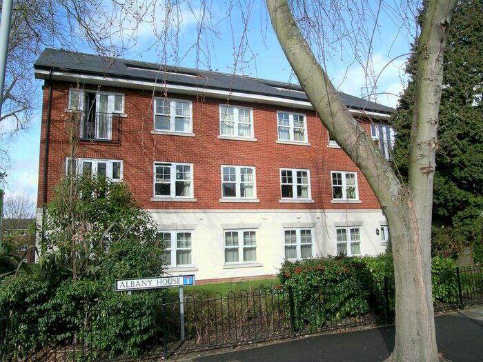 2 Bedroom Flat To Rent In Albany House, Surbiton, KT6