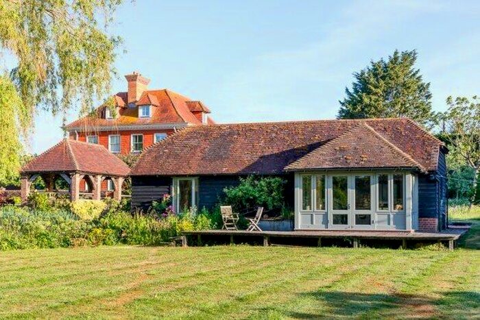 1 Bedroom Barn Conversion To Rent In The Broyle, Lewes, BN8