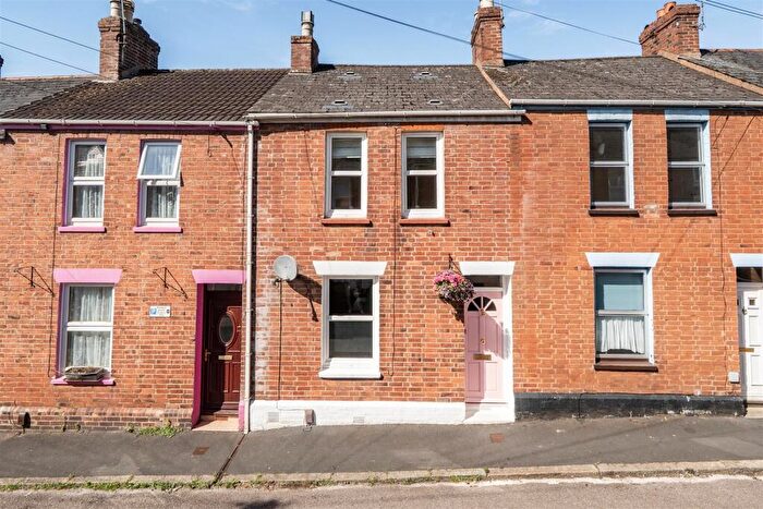 2 Bedroom Terraced House For Sale In Hoopern Street, Exeter, EX4