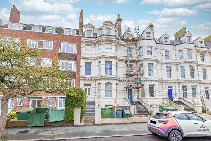 1 Bedroom Flat For Sale In Castle Hill Avenue, Folkestone, Kent, CT20