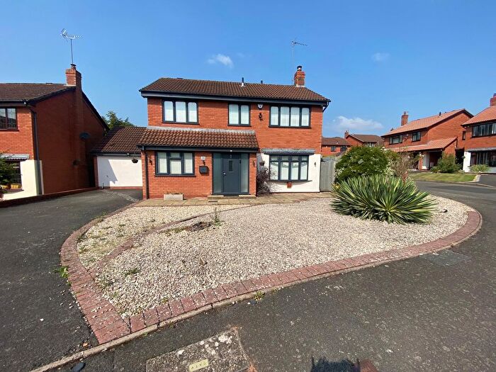 4 Bedroom Property To Rent In Barnetts Close, Kidderminster, DY10