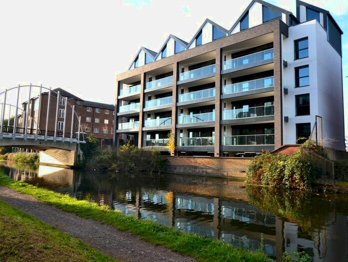 1 Bedroom Flat To Rent In Waterways House, Yiewsley, UB7