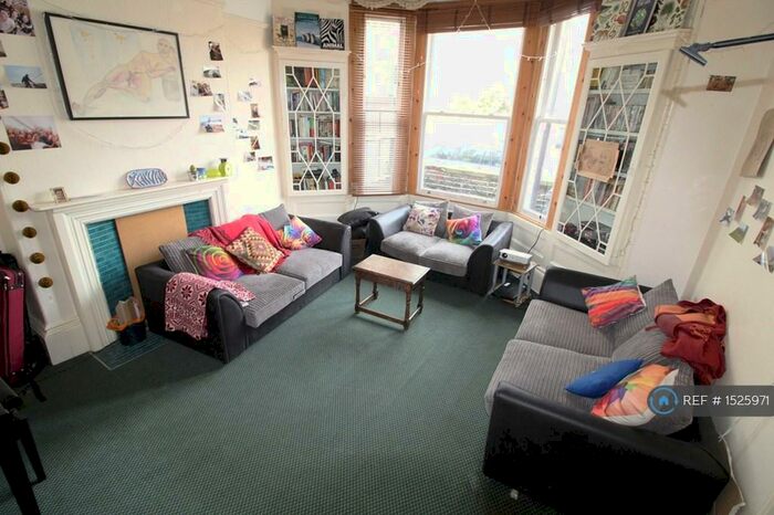 8 Bedroom Terraced House To Rent In Manchester Road, Sheffield, S10