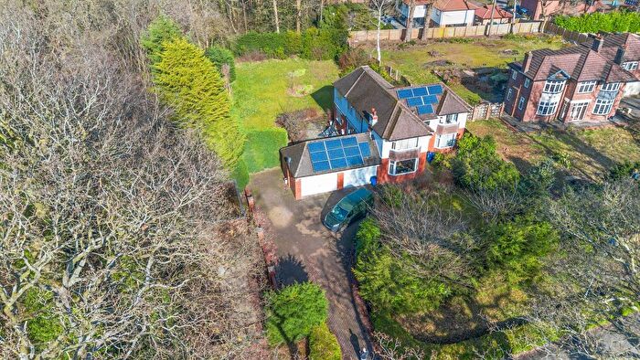 4 Bedroom Detached House For Sale In Lyons Lane, Appleton, WA4
