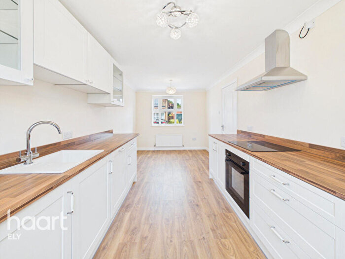 3 Bedroom Detached House For Sale In Clover End, Witchford, CB6