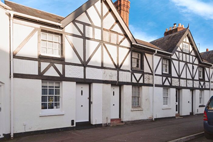 2 Bedroom Terraced House For Sale In Drybridge Street, Monmouth, NP25