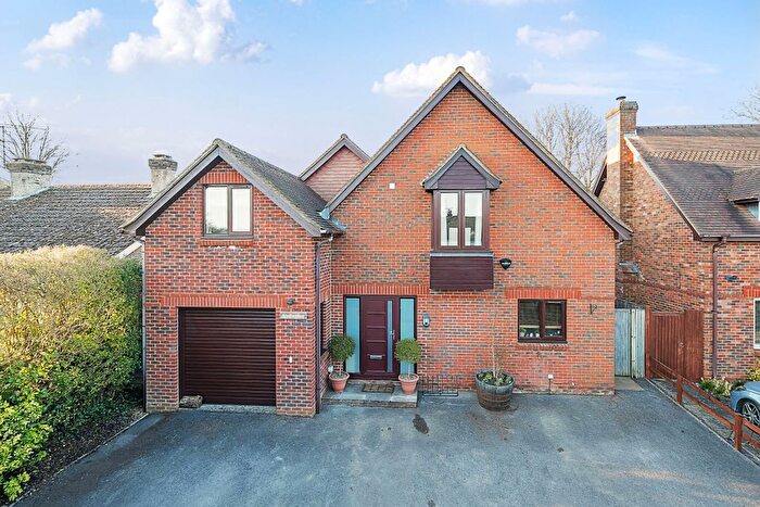 6 Bedroom Detached House For Sale In Fairclose Drive, Littleton, SO22