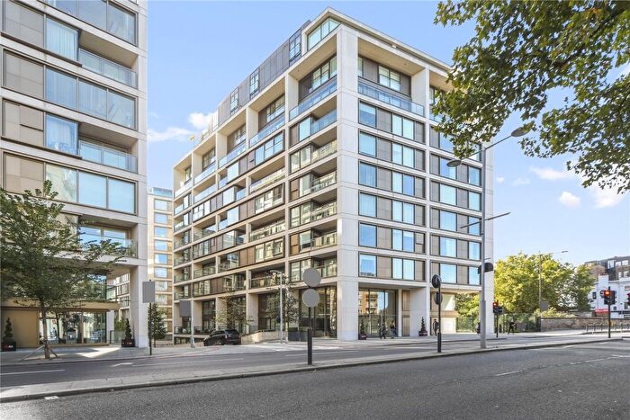 3 Bedroom Flat For Sale In Kensington High Street, London, W14
