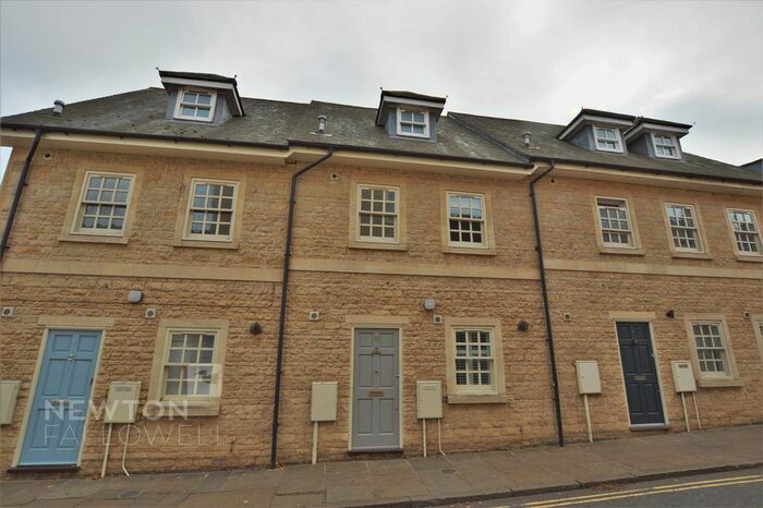 4 Bedroom Terraced House To Rent In Blackfriars Street, Stamford PE9