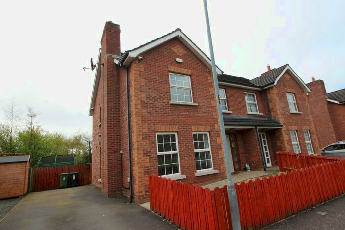 4 Bedroom Semi-Detached House For Sale In Causeway Meadows, Lisburn, County Down, BT28