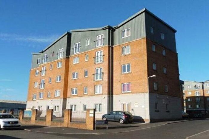 1 Bedroom Flat To Rent In Moorhead Close, Cardiff, CF24