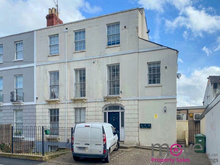 1 Bedroom Apartment To Rent In Grosvenor Street, Cheltenham, GL52