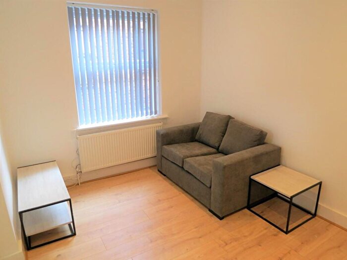 1 Bedroom Apartment To Rent In Clyde Road, West Didbsbury, M20