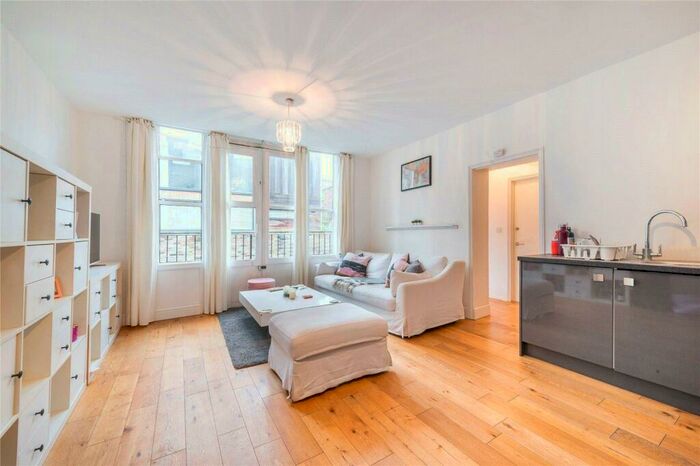2 Bedroom Apartment To Rent In Chalk Farm Road, Chalk Farm, NW1