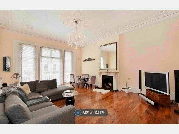 2 Bedroom Flat To Rent In St. Georges Drive, London, SW1V