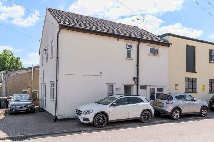 1 Bedroom Flat To Rent In Remo House, Bryan Road, Bishops Stortford, Herts, CM23