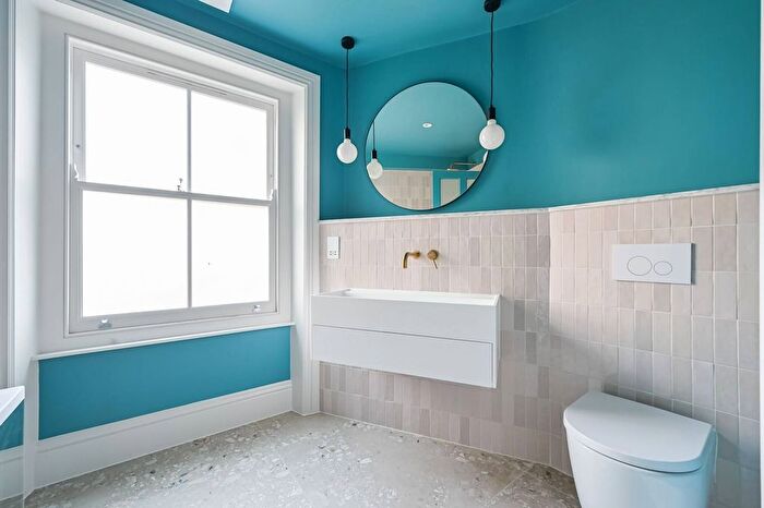 1 Bedroom Flat For Sale In , Crouch End, London, N8