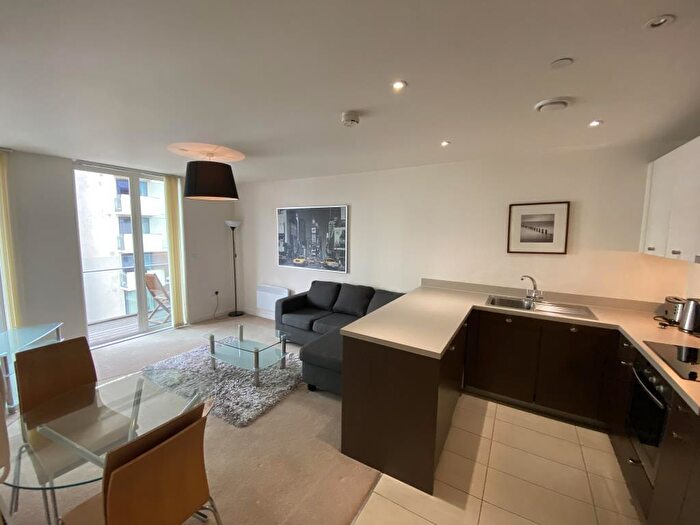 1 Bedroom Apartment To Rent In Spectrum, Block, Blackfriars Road, Salford, M3