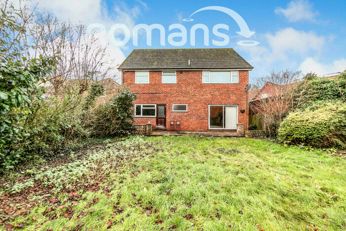 4 Bedroom Detached House To Rent In Park View Drive South, Charvil, RG10