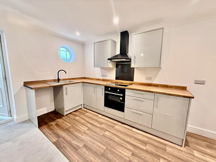 2 Bedroom Apartment To Rent In Lumb Farm, Derby Road, Marehay, DE5