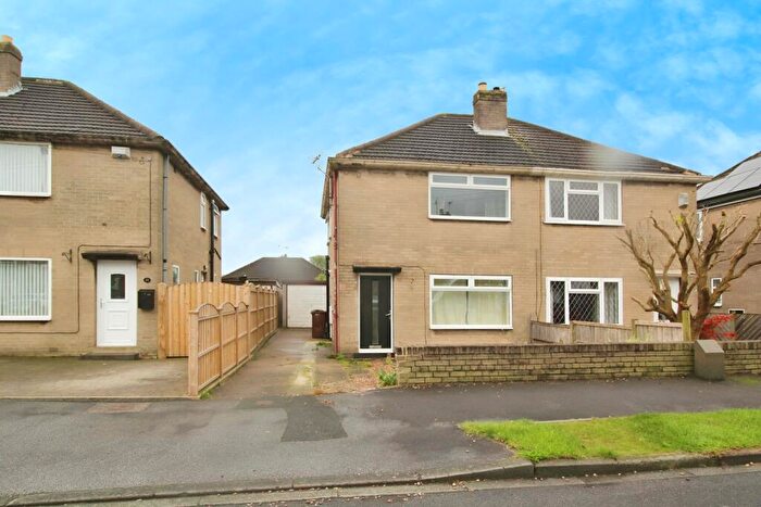 2 Bedroom Semi-Detached House To Rent In Lulworth Drive, Leeds, West Yorkshire, LS15