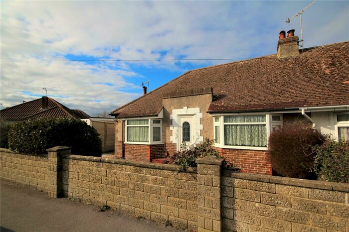 3 Bedroom Bungalow To Rent In Seaside Avenue, Lancing, West Sussex, BN15
