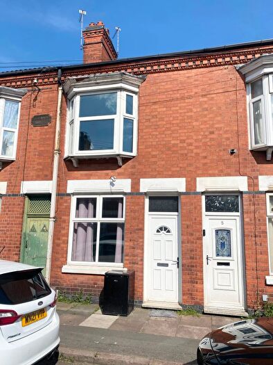 2 Bedroom Terraced House To Rent In Houghton Street, Leicester, LE5