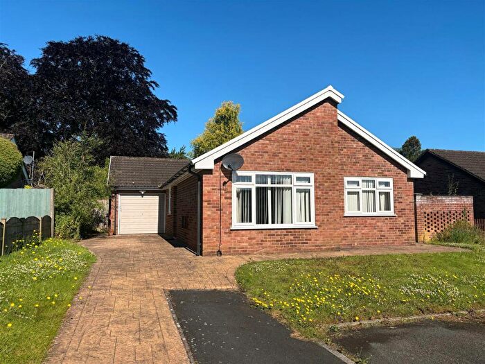 3 Bedroom Detached House To Rent In Intake Close, Willaston, CH64